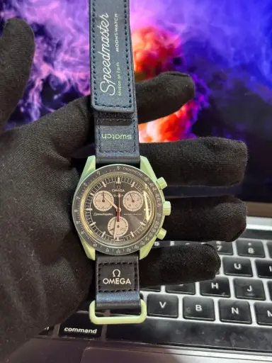 OMEGA_MOONSWATCH